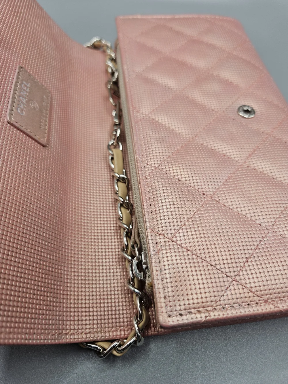 🩷CHANEL Authentic Metallic Calfskin Quilted Pixel Effect Large Flap Wallet🩷